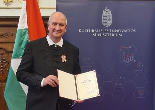 Kiss Antal kitüntetése